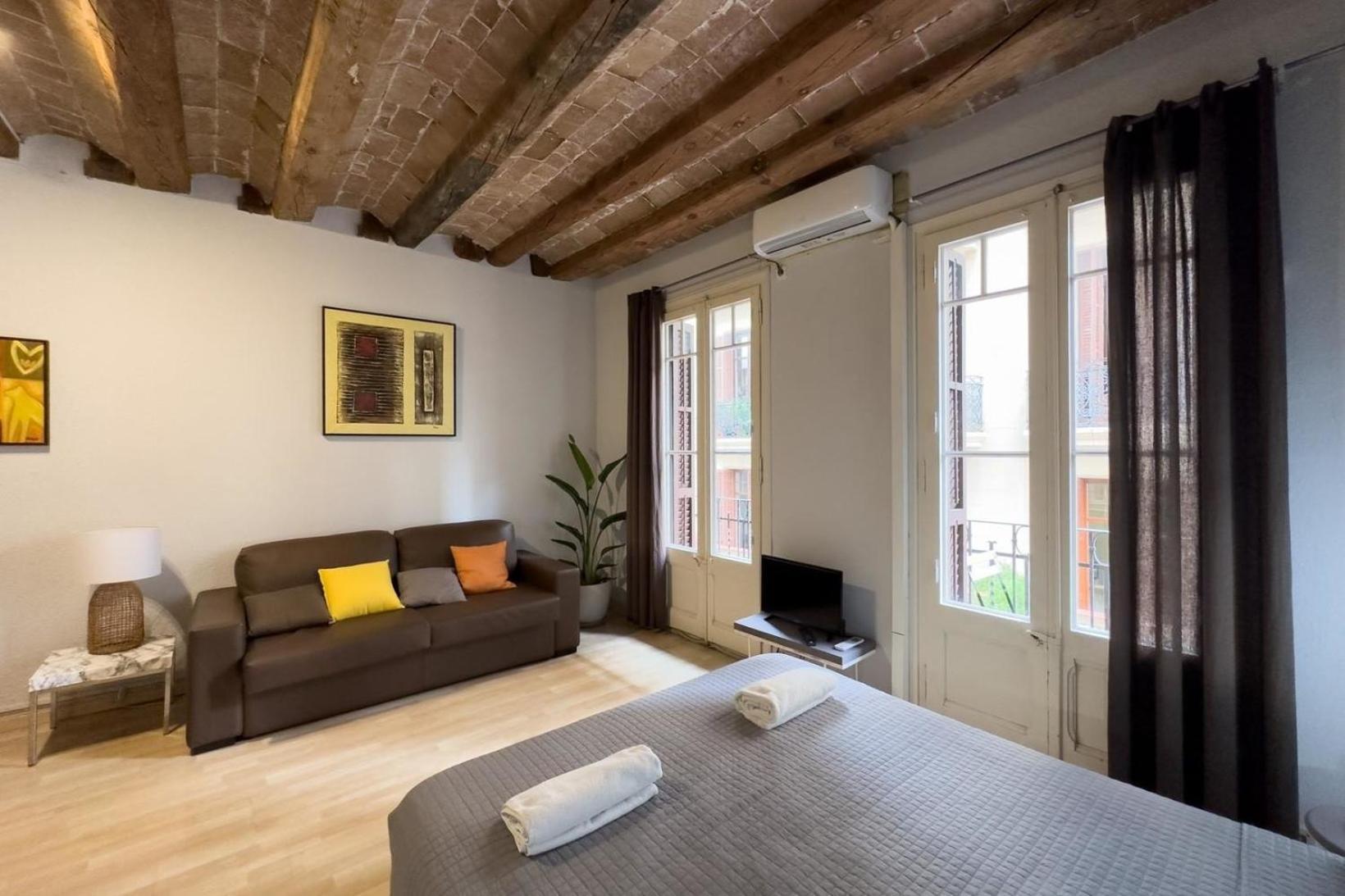 Fuer 3 Personen Ca 40 Qm In Barcelona-gracia, Costa Brava Costa Del Maresme Apartamento